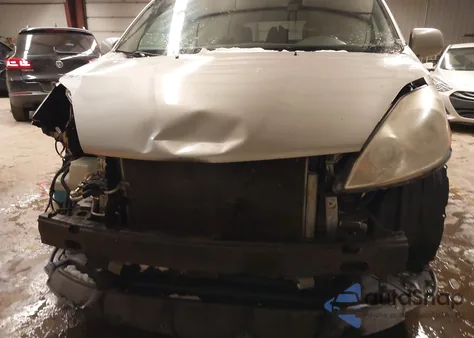 2008 Toyota Sienna Limited from USA, damaged, VIN 5TDBK22C08S016360